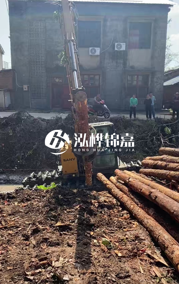 南昌河道清淤專業(yè)施工-履帶式挖機清理河道更方便嗎？
