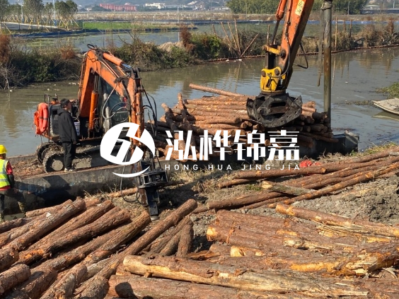 湖南松木樁批發(fā)廠家-5米松木樁批發(fā)1000根有優(yōu)惠嗎？